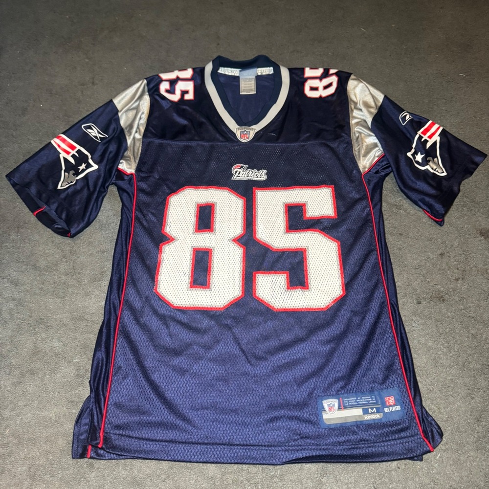 Rare Aaron Hernandez New England Patriots Reebok Jersey Rookie Year Mens Medium